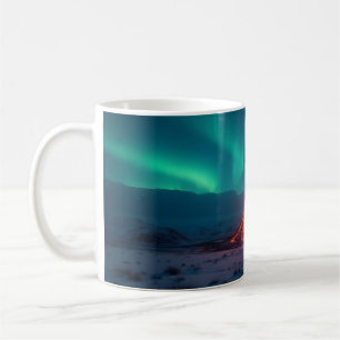 Vulkanausbruch unter der Aurora Borealis Kaffeetasse