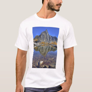 WA, Alpine Lakes Wilderness, Verzauberung T-Shirt