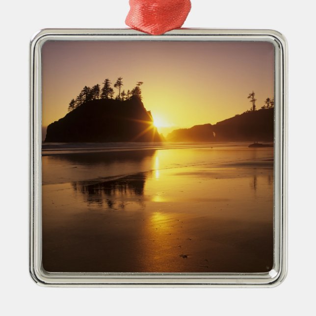WA, Olympic NP, Second Beach bei Sonnenuntergang Silbernes Ornament (Vorne)