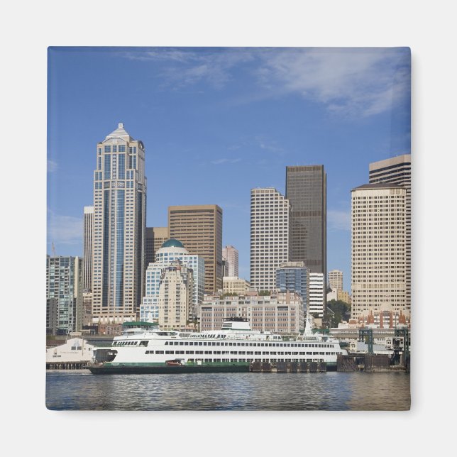 WA, Seattle, Seattle Skyline mit Fähre Magnet (Vorne)