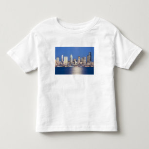 WA, Seattle, Seattle Skyline und Elliott Bay, 2 Kleinkind T-shirt