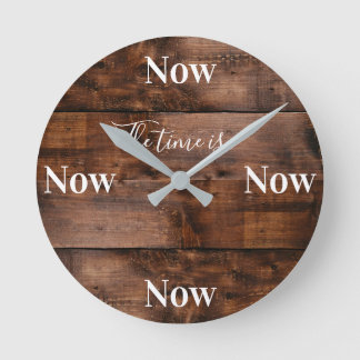 Wachheit Uhr mit Imitaten Holzboden