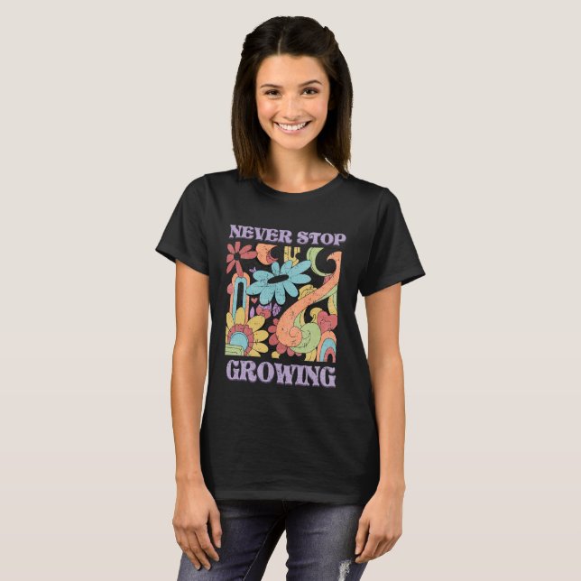 Wachse immer weiter Retro  T-Shirt (Vorne ganz)