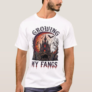 Wachsende Fangzähne Halloween Verlassenes Schloss T-Shirt