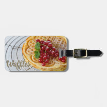 Waffeln, hausgemacht mit Johannisbeeren