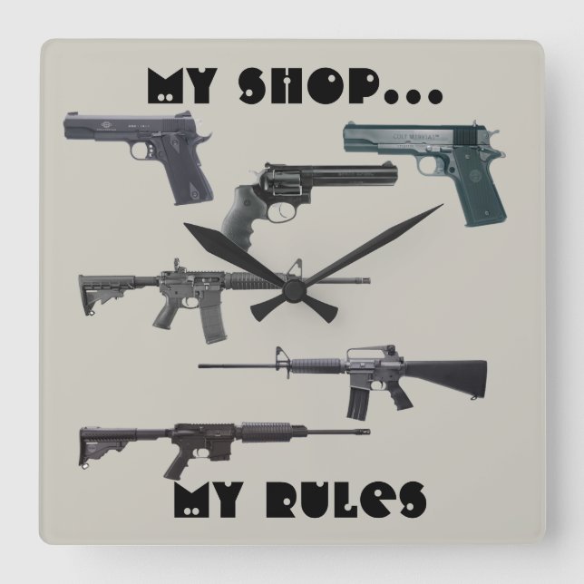 Waffenkollage Quadratische Wanduhr (Vorderseite)