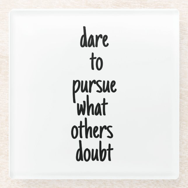 wagen, den Untersetzer aus Glas zu verfolgen (Vorderseite)