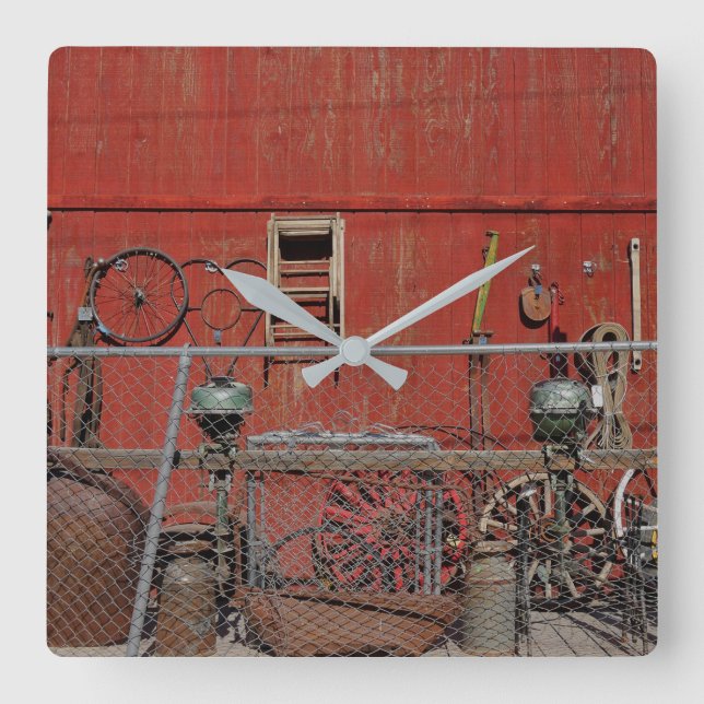 Wagenräder US 66 Old West Quadratische Wanduhr (Vorderseite)