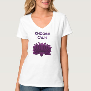 Wählen Sie die ruhige Purpurrote Lotusblume  T-Shirt