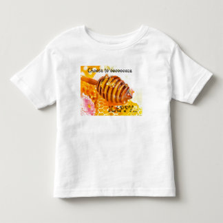 Wählen Sie zum oooooooze, GLÜCKLICH… Kleinkind T-shirt