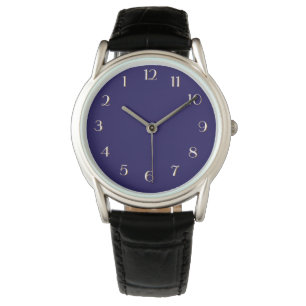 Wahre blaue rückwärts laufende Uhr