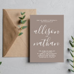 Wahre Einfachheit Taupe Minimalistische Hochzeit Einladung<br><div class="desc">Diese einfache und wunderschöne Hochzeitseinladung ist perfekt für den Minimalisten in uns allen! Bitte kontaktieren Sie mich,  wenn Sie Hilfe bei der Anpassung des Textes dieser Hochzeitseinladung wünschen.</div>