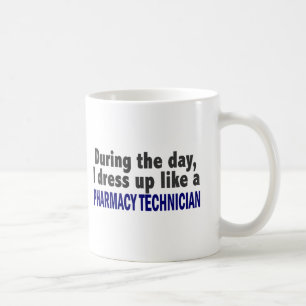 Während des Tages kleide ich oben wie Tasse