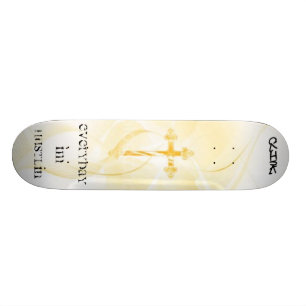 wahres Kreuz des täglichen hustlin im Skateboard