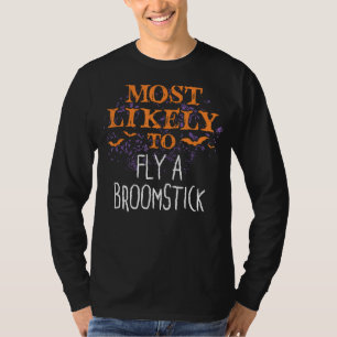 Wahrscheinlich zu Halloween Fliege ein Broomstick T-Shirt