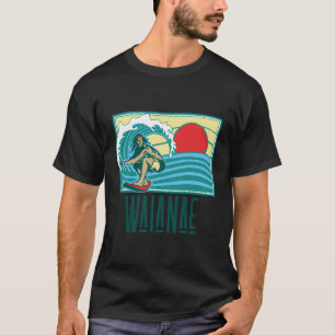 Waianae Hawaii Vintag Surfer Wave Retro Graphic T-Shirt
