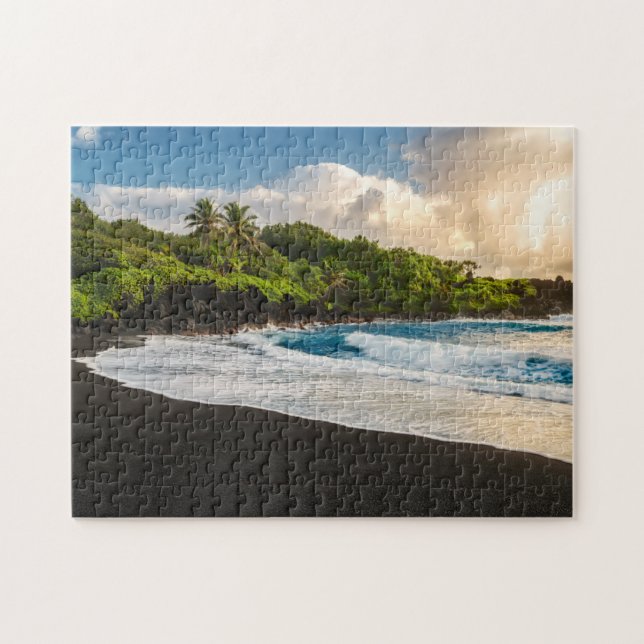 Waianapanapa Strand Puzzle (Horizontal)