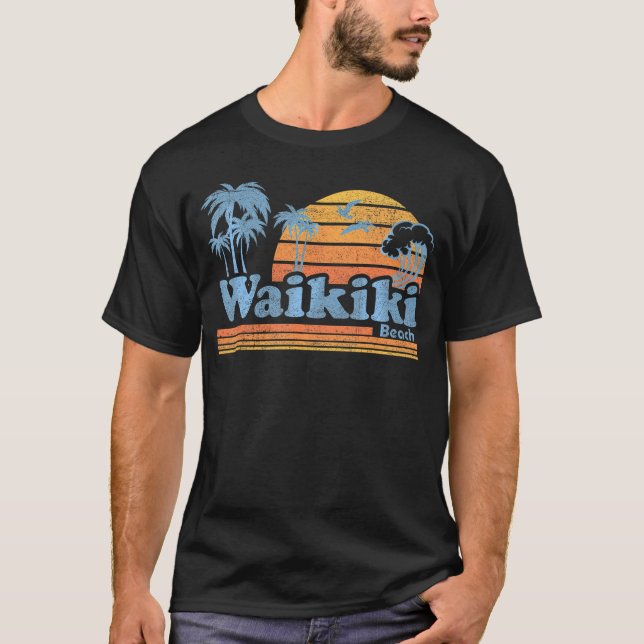 Waikiki Honolulu Hawaii Beach Surfing Hawaiian T-Shirt (Vorderseite)