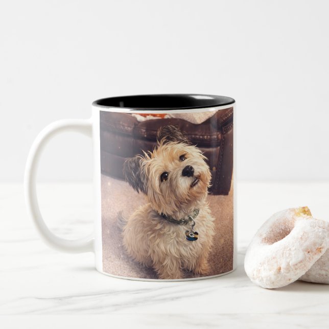 Waiting Puppy Coffee Mug – Cute Dog Design Zweifarbige Tasse (Mit Donut)