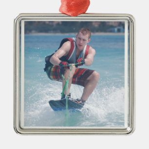 Wakeboard ducken sich ornament aus metall