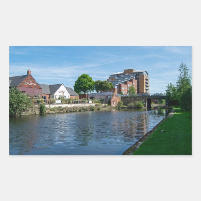 Wakefield Canal Side: Historic Pub and Apartments Rechteckiger Aufkleber (Vorderseite)