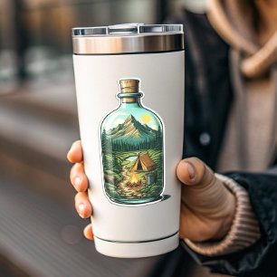 Waldcamping in einer Flasche Vinyl-Aufkleber   Auf Aufkleber