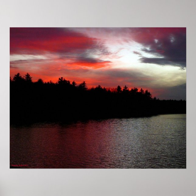 Walden Pond Poster - Deep Red Clouds (Vorne)