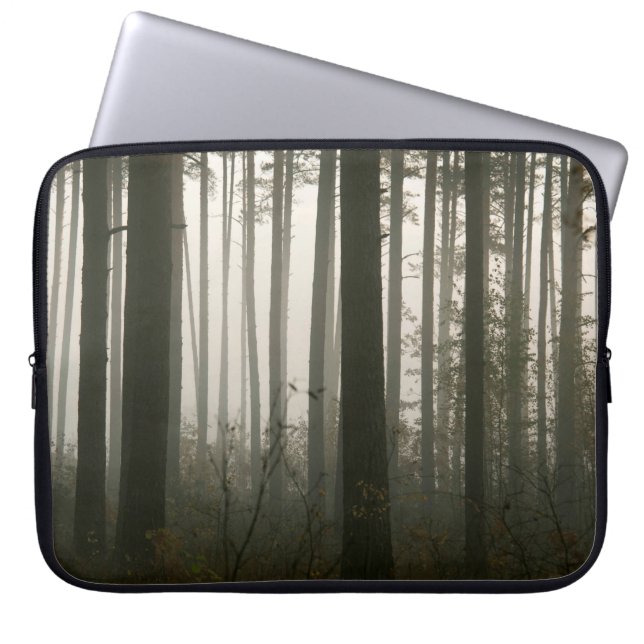 Wälder und Silhouetten Laptopschutzhülle (Vorderseite)