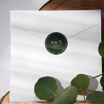 Waldgrün | Hochzeitsklassische Monogramm Runder Aufkleber<br><div class="desc">Die runden Aufkleber sind für unsere Bio Hochzeitskollektion Cream und Ivory konzipiert. Sie enthalten Ihre Initialen oder Monogramm und das Hochzeitdatum auf einem weißen Schriftart in einer Salbeifarbe.</div>