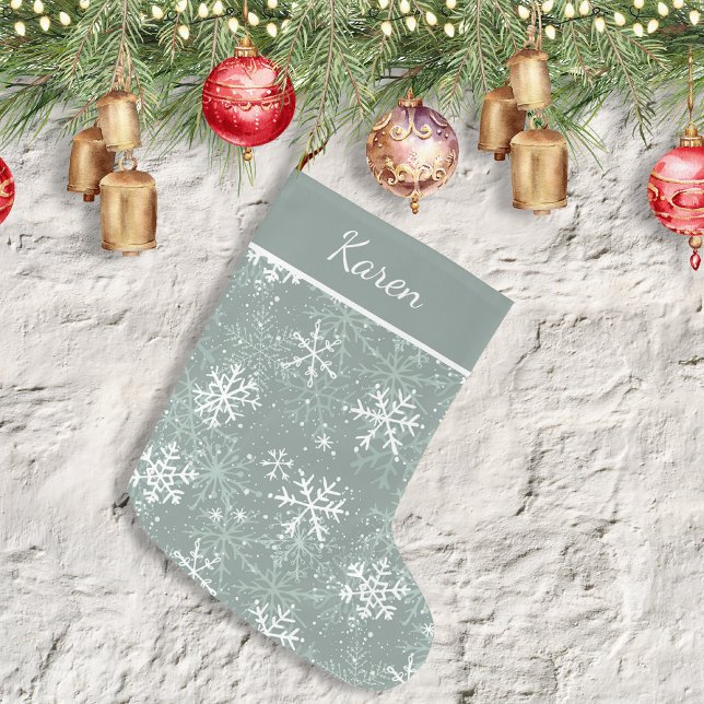 Waldgrün und weiße Schneeflocken Name Weihnachten Großer Weihnachtsstrumpf (Forest green and white snowflakes name Christmas Large Christmas Stocking)