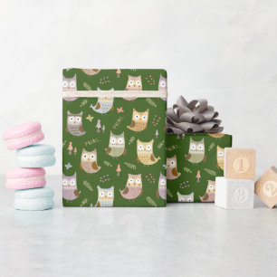Waldhügelmuster, Kinder grün Geschenkpapier