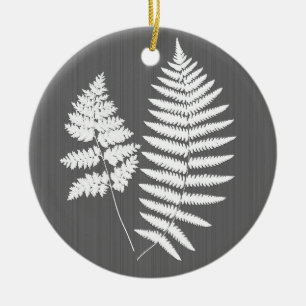 Waldland Fern White auf Holzkohle Grau / Grau Keramik Ornament
