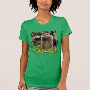 Waldmurmeltier beim Fressen einer Blume T-Shirt