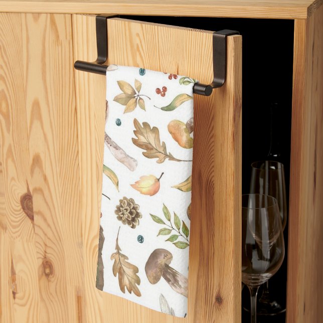 Waldpilze im Herbst Blätter Fir Cone Dragonfly Geschirrtuch (Forest Autumn Mushrooms Leaves Fir Cone Dragonfly Kitchen Towel)