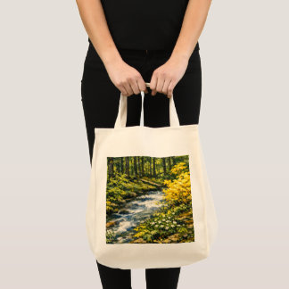 Waldstrom mit gelben Wildblumen Tragetasche