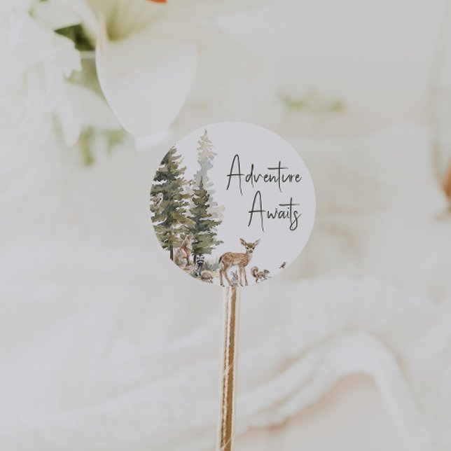 Waldtierabenteuer erwartet Gefallen Runder Aufkleber (Von Creator hochgeladen)