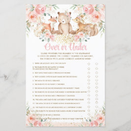 Waldtiere blasen durch oder unter Spiel