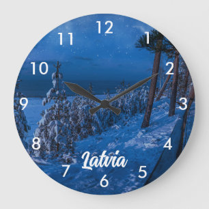 Waldweg bei Schmuckstücken in der Winternacht Große Wanduhr