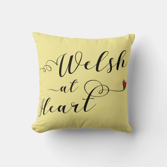 Wales at Heart Throw Cushion, Wales Kissen (Vorderseite)