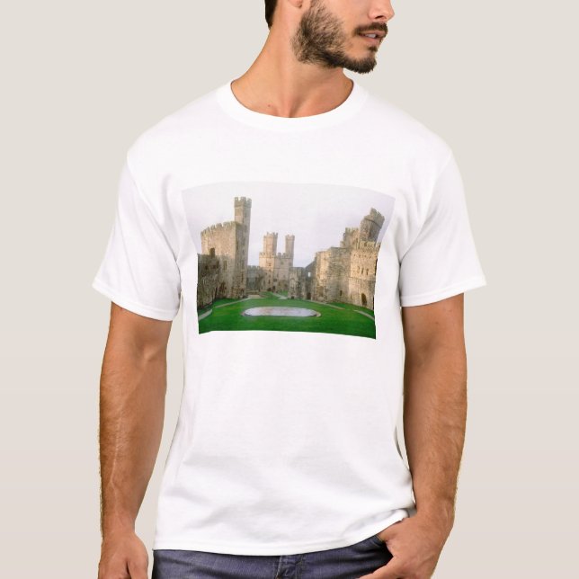 Wales, Caernarfon Burg, einer von Edwards 2 T-Shirt (Vorderseite)