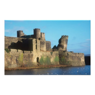 Wales - Caerphilly Castle, mit Blick auf die Fotodruck