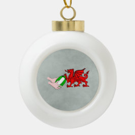 Wales Rugby Team Dragon mit Rugby Ball Keramik Kugel-Ornament