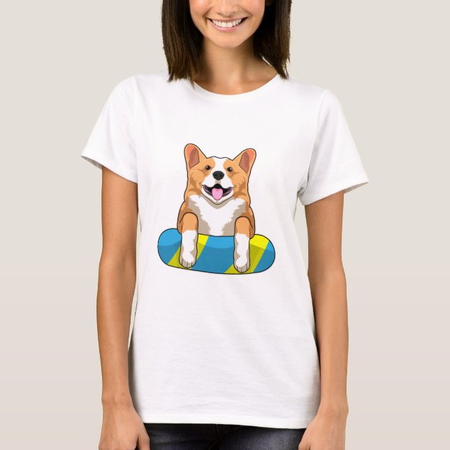 Walisischer Corgi im Schwimmen mit Brett T-Shirt (Vorderseite)