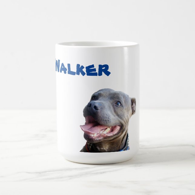 Walker Name mit Staffy Bull Terrier, Coffee Tasse (Mittel)