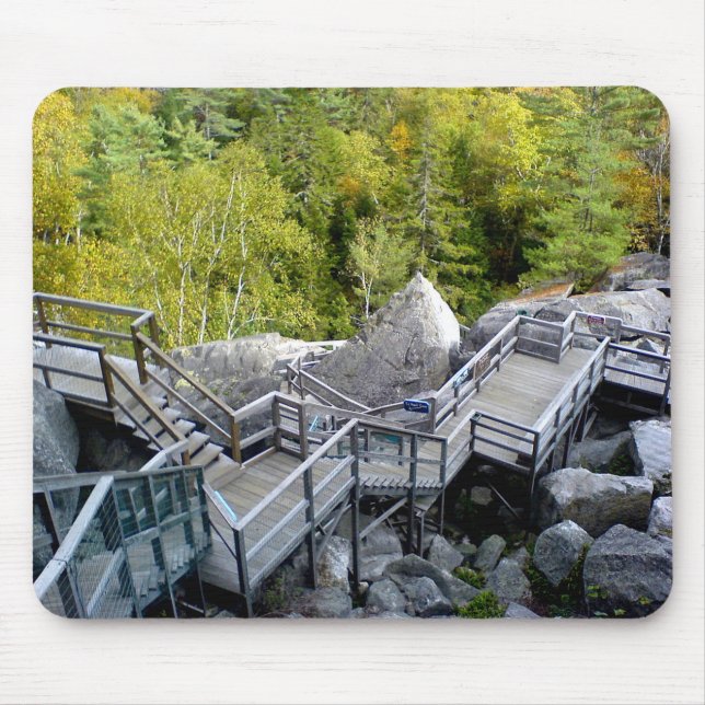 Walkway, Plymouth, New Hampshire Mousepad (Vorne)