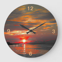 Wall-Uhr mit wunderschön bearbeitetem Sonnenunterg