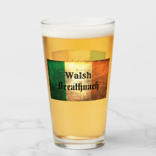 Walsh Surname auf Irish Flag Glass Glas