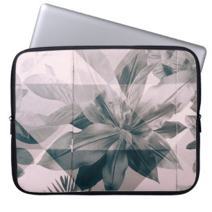 WAND UND TÜR AUS WEISSEN UND GRAUEN FLORALLEN LAPTOPSCHUTZHÜLLE
