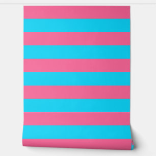 Wanddekoration aus rosa und blauen Streifen Tapete