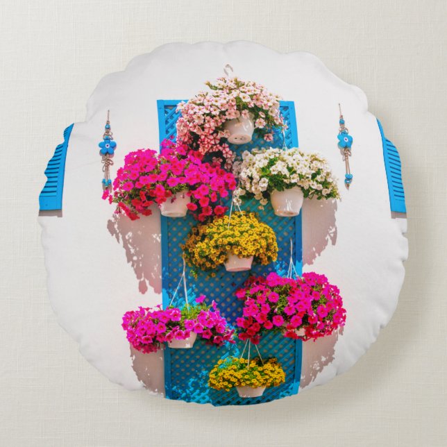 Wanddekoration mit Blumen im ethnischen Stil. Gart Rundes Kissen (Vorderseite)